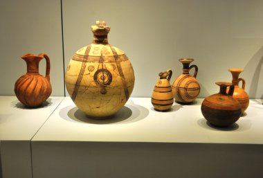Seramik nesneleri HERAKLEION Arkeoloji Müzesi
