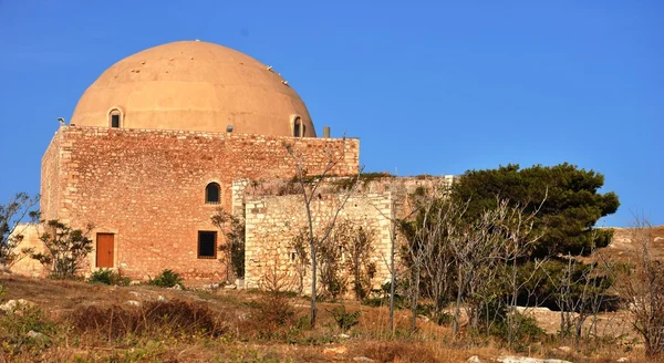 Moskee van Venetiaanse-tijdperk citadel van de stad Rethimnon in Kreta, Griekenland. — Stockfoto