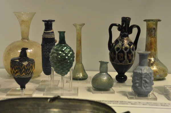 Ceramic objects from Herakleion Archaeological Museum — Stock Photo, Image