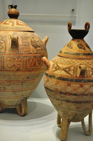 Objetos de cerámica del Museo Arqueológico de Herakleion — Foto de Stock