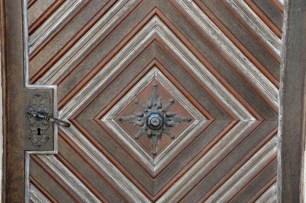 Decorated Wooden door, gate — Stock Photo, Image