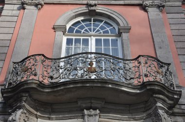 Jagerhof Bahçe ve kale, Düsseldorf - balkon