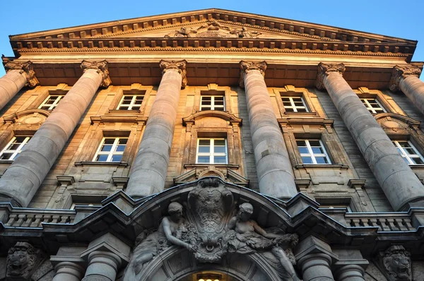 政府大楼，杜塞尔多夫区管理的位子 — 图库照片