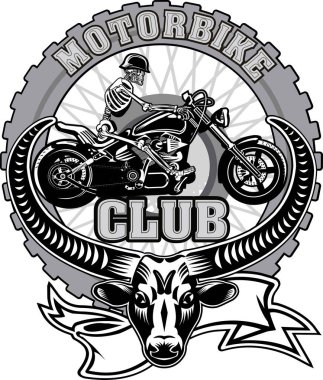 Motosiklet ve siyah bufalo iskeleti