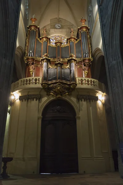 Basilika des Heiligen Michael in Bordeaux, Frankreich — Stockfoto