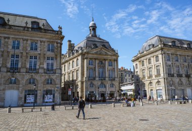 Place de la Bourse Meydanı Bordeaux, Fransa