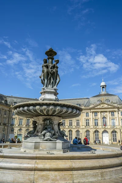 Plac Place de la Bourse w Bordeaux, Francja — Zdjęcie stockowe