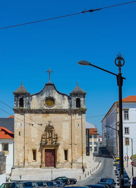 Igreja de Sao Joao de Almedina kyrkan i Coimbra. Portugal. — Stockfoto