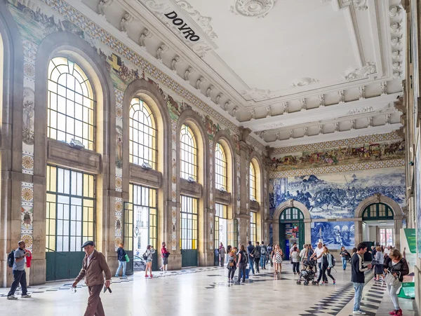 Sao Bento estacion de tren en Porto, Portugal . — Foto de Stock