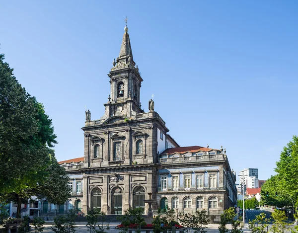 Iglesia de Trindade en Oporto, Portugal — Foto de Stock