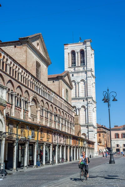 San Giorgio kathedraal Duomo van Ferrara. Emilia-Romagna. Italië. — Stockfoto