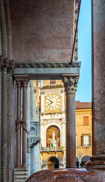 Catedral de Santa Maria Assunta e San Geminiano de Módena, en Emilia-Romaña. Italia . — Foto de Stock