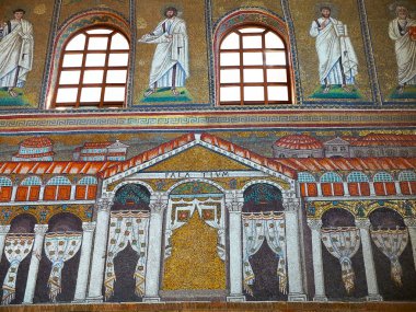 Sant Apollinare Nuovo Ravenna, Emilia-Romagna Bazilikası. İtalya.