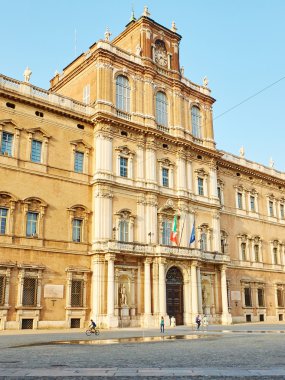 Palazzo Ducale Modena Piazza Roma'da. İtalya.