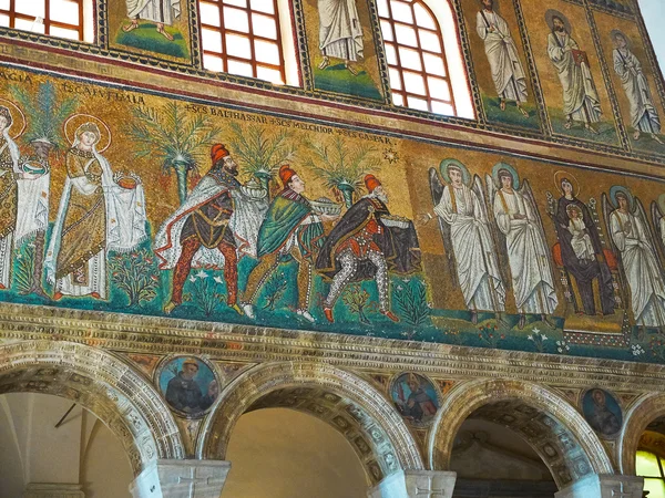 Basilika von sant apollinare nuovo in ravenna, emilia-romagna. Italien. — Stockfoto