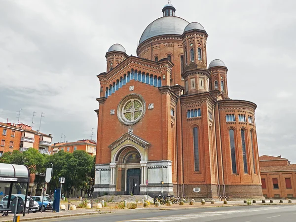 Igreja de San Giuseppe de Modena. Emilia-Romagna. Itália . — Fotografia de Stock