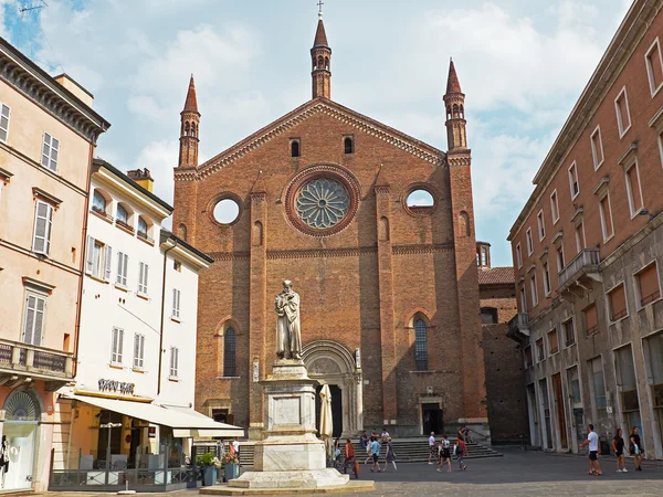 Iglesia de San Francisco de Piacenza. Emilia-Romaña. Italia . — Foto de Stock