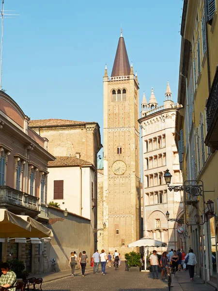 Kathedraal van Santa Maria Assunta van Parma, Emilia-Romagna. Italië. — Stockfoto