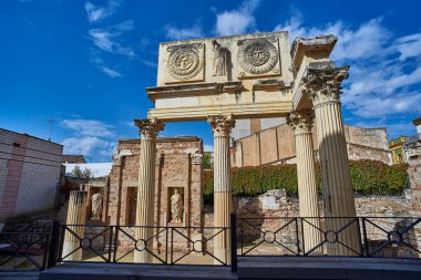 Merida Roma Forumu 'nun arkeolojik kalıntıları, Badajoz ili, Extremadura, İspanya.