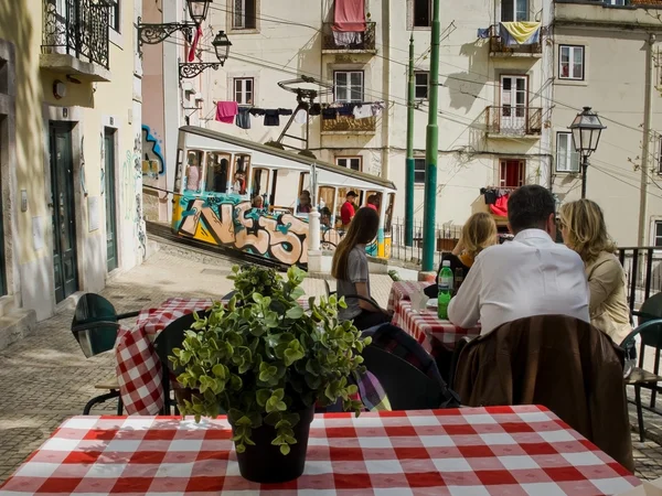 Ascensor da bica Lizbon, Portekiz. — Stok fotoğraf