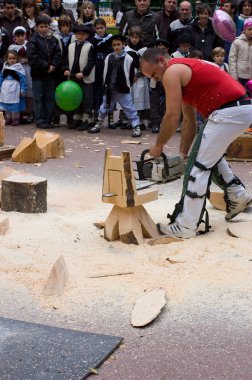 Bask kırsal spor. Harrijasotzaile, Aizkolari, Ahşap Doğrama.