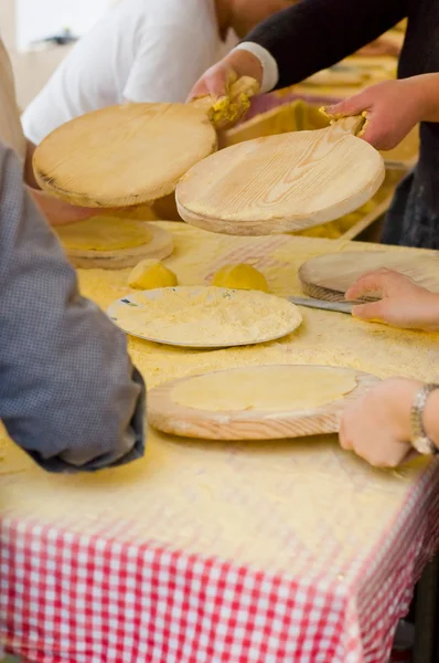 Kadın Talos, Tortilla saran txistorra daha yapma.