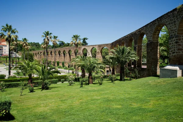 Arcos de San Anton, Aqueduto de Cáceres. Espanha — Fotografia de Stock