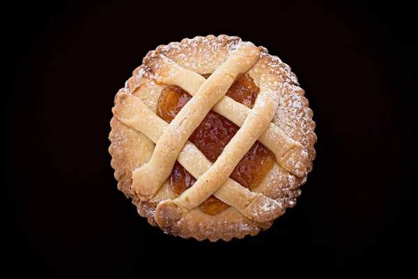 Short pastry tartlet with marmalade. — Stock Photo, Image