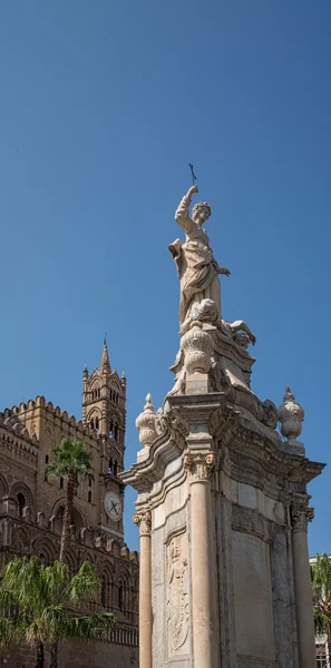 Catedral Metropolitana da Assunção da Virgem Maria em Palermo. Sicília, Itália . — Fotografia de Stock