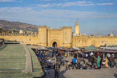 Bab Chorfa kapısı. Fez El Bali Medina. Fas.
