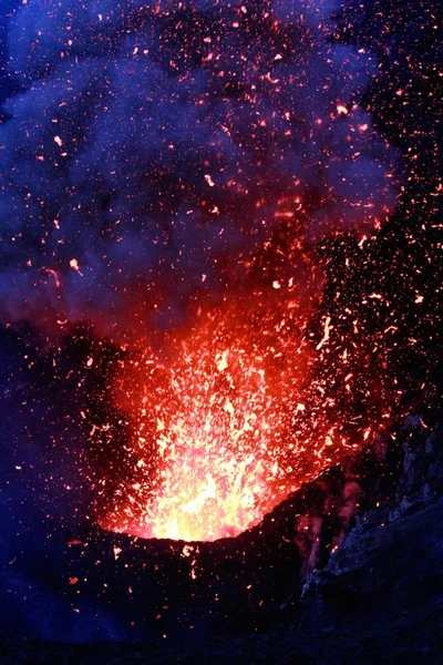 Volcán yasur en vanuatu — Foto de Stock