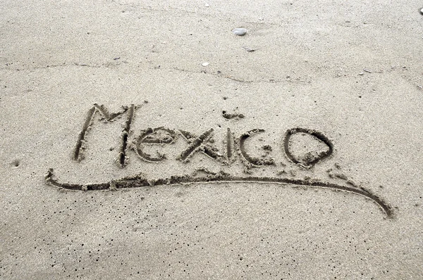 México escrito em areia na praia — Fotografia de Stock