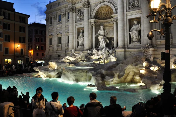 Fontana di Trevi (fontana di trevi), Rom, Italien — Stockfoto