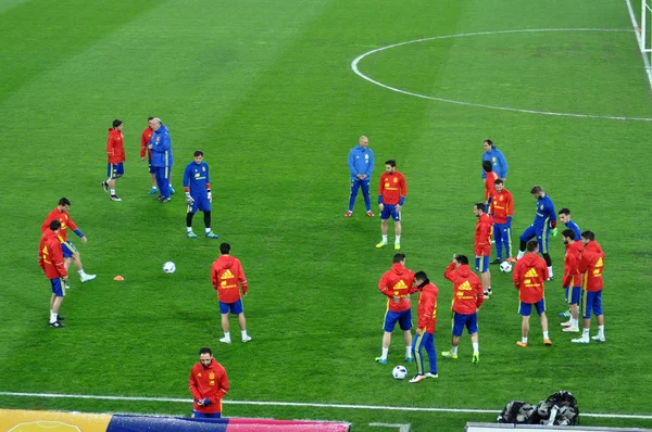 Giocatori della Nazionale spagnola di calcio durante il riscaldamento — Foto Stock