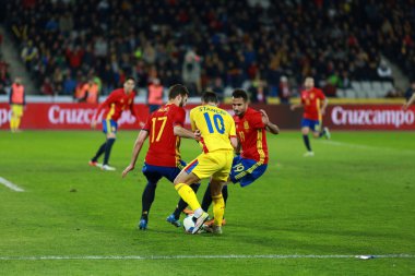 Romanya futbol oyuncu Nicolae Stanciu İspanya karşı eylem