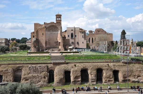 Restos do Domus Aurea, construído pelo Imperador Nero em Roma, Itália — Fotografia de Stock