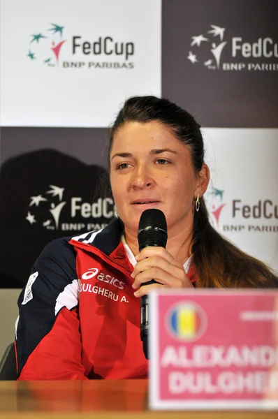 La tenista rumana Alexandra Dulgheru durante una conferencia de prensa — Foto de Stock