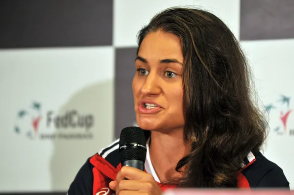 La tenista rumana Monica Niculescu durante una conferencia de prensa — Foto de Stock