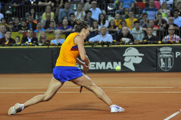 Kadın tenisçi Simona Halep bir oyun sırasında — Stok fotoğraf