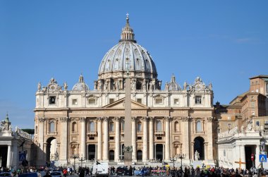 Saint Peter Bazilikası'na. Vatikan Şehri