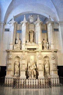 Moses Michelangelo V San Pietro Kilisesi tarafından heykeli