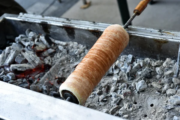 Kurtos kalacs adlı geleneksel Transilvanya kek — Stok fotoğraf