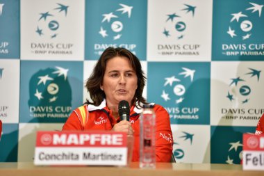 Davis Cup basın toplantısı sırasında İspanyol Tenis Kaptan