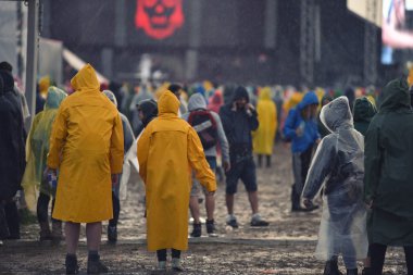 Yağışlı gün bir Müzik Festivali