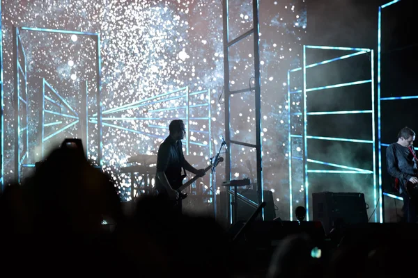 Sigur Ros utför live på scenen — Stockfoto