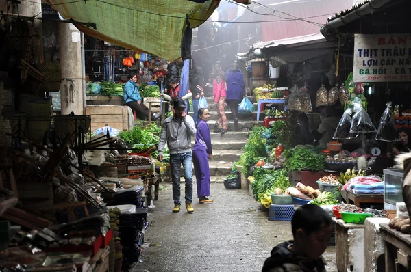 Aziatische landelijke markt in Sapa, Vietnam — Stockfoto