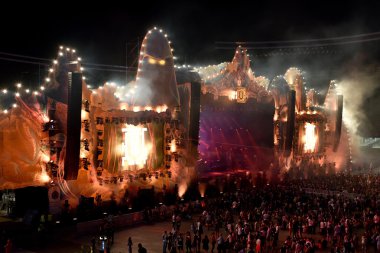 Kalabalık, binlerce insan Müzik Festivali