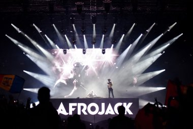 DJ Sahne Alanı'nda karıştırma Afrojack