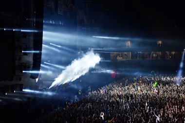 DJ Sahne Alanı'nda karıştırma Afrojack