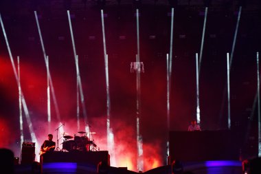 Parov Stelar band canlı konser Sahne Alanı'nda gerçekleştirir.